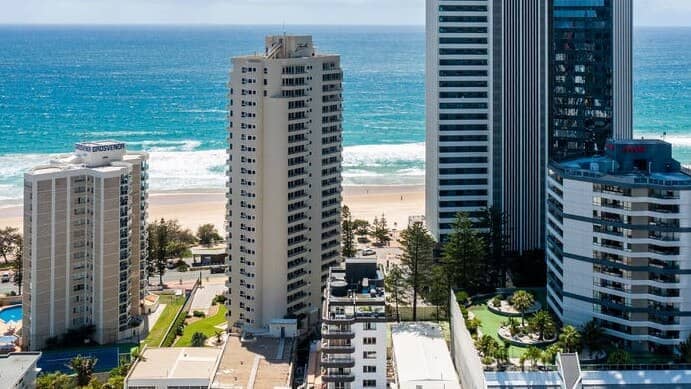 Oceanfront Apartment with $49,000 Annual Fee to be Auctioned Without Reserve