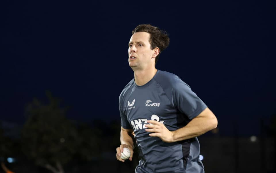 Matt Henry's Injury Puts New Zealand's Plans on Hold