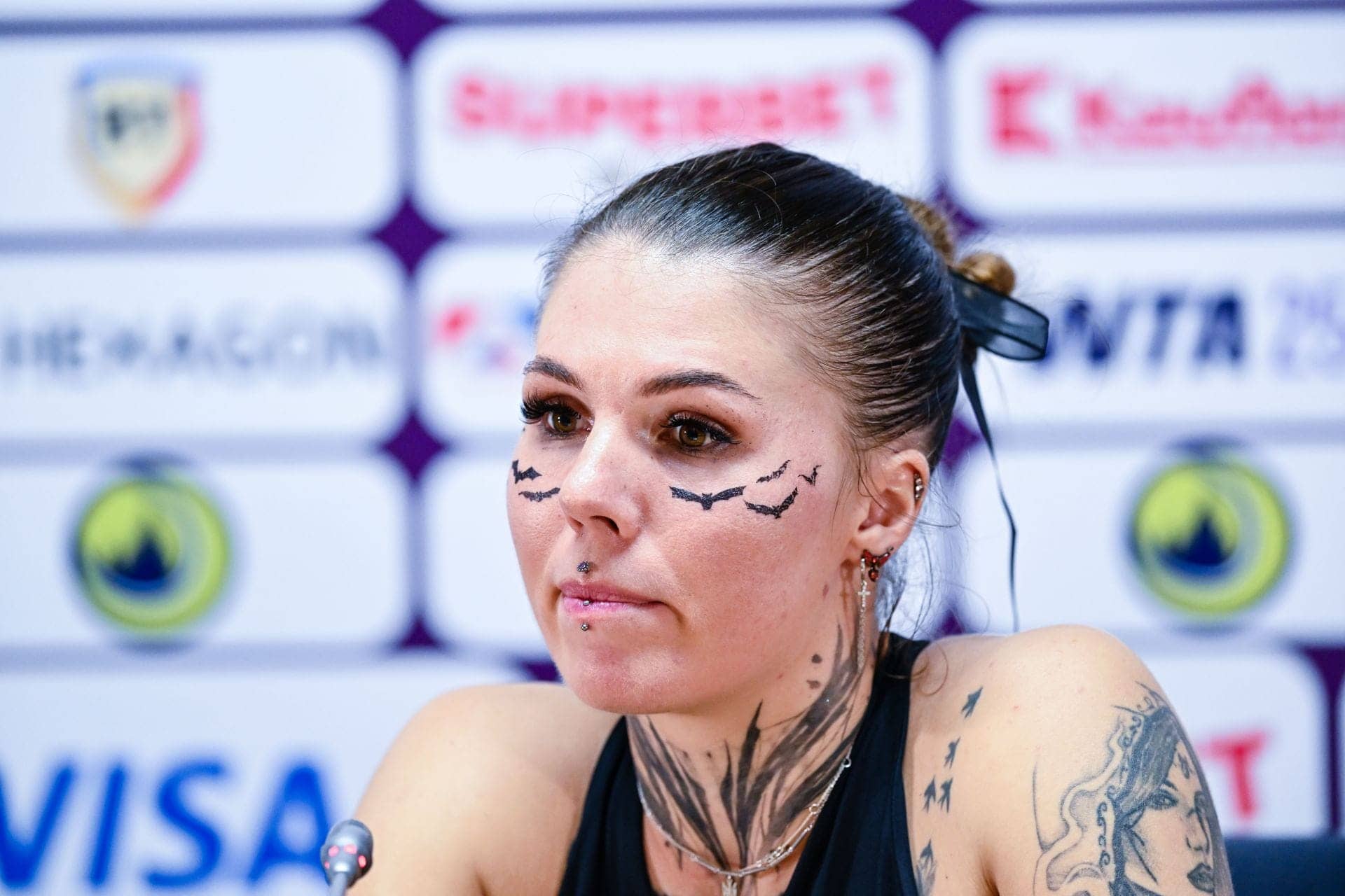 Oliynykova Serves Up Bold Call-Out at French Open