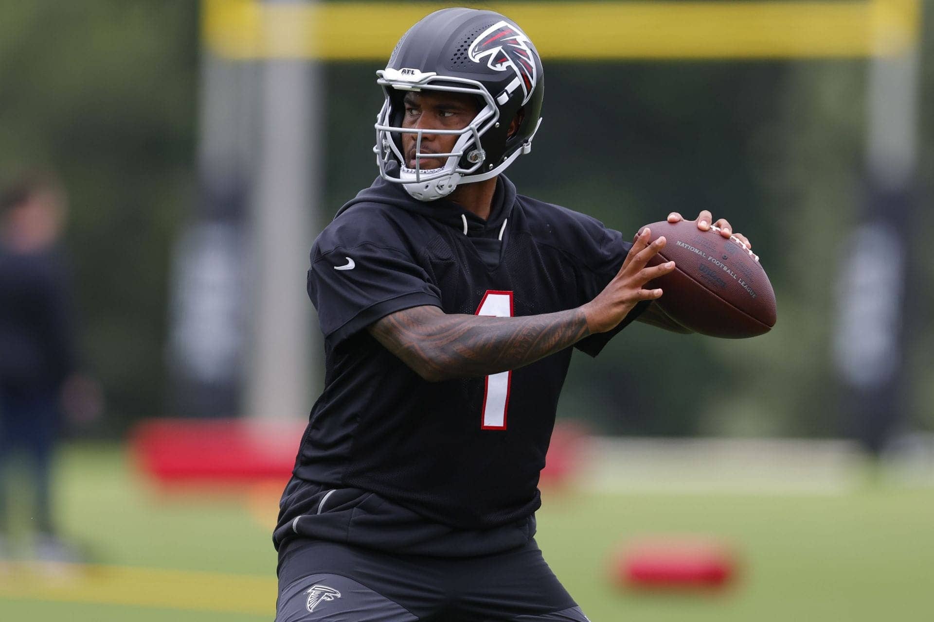Tua Tagovailoa vs Michael Penix Jr: The Falcons Showdown