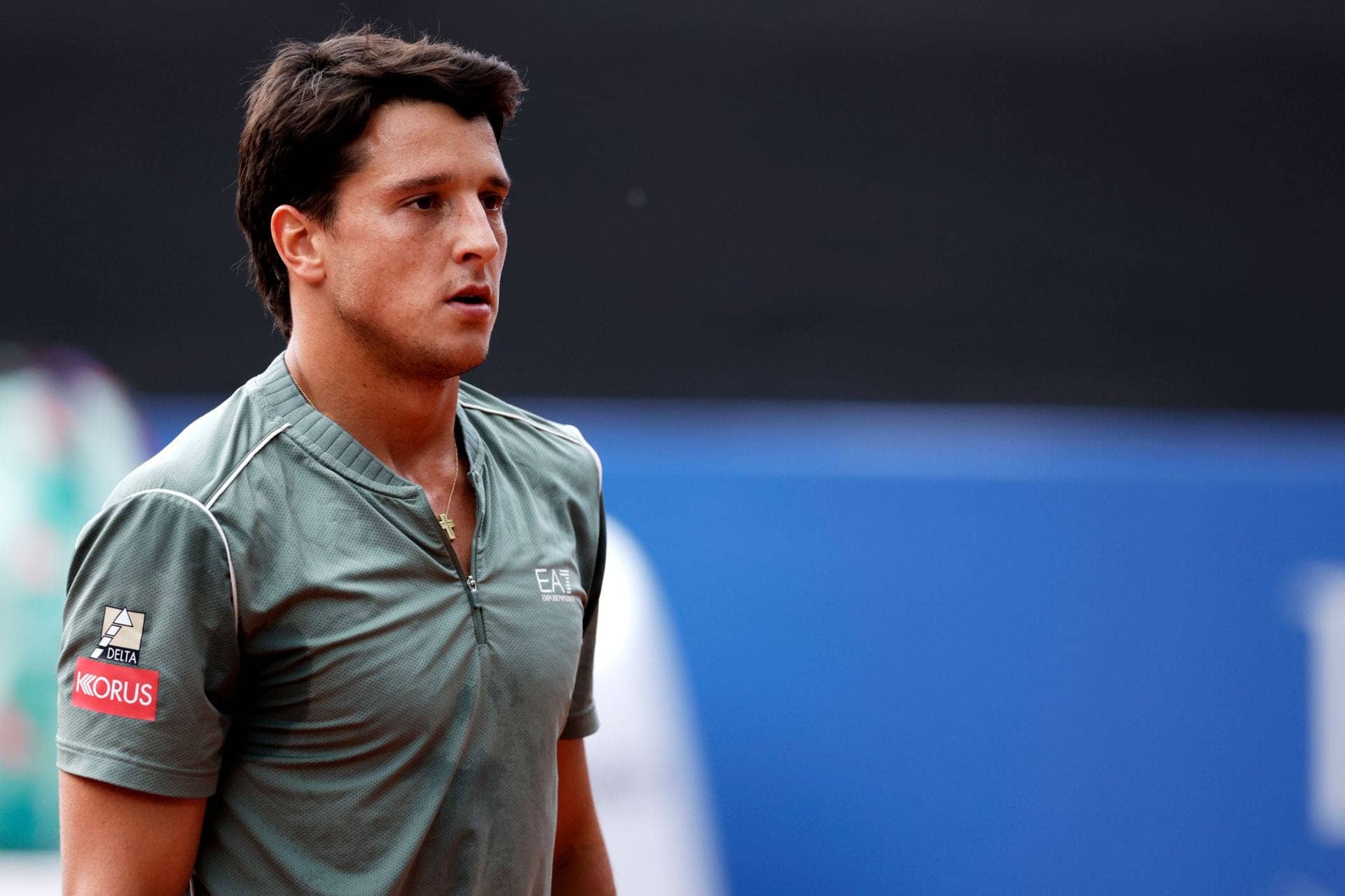 Darderi vs. Fan: Umpire Steps In at French Open Showdown