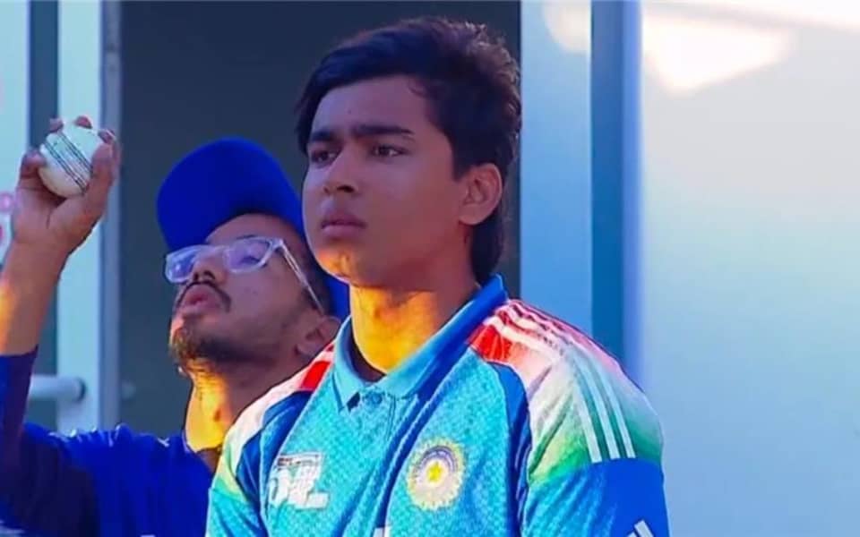 Aakash Chopra Says Take It Easy, Sooryavanshi's Only 15!