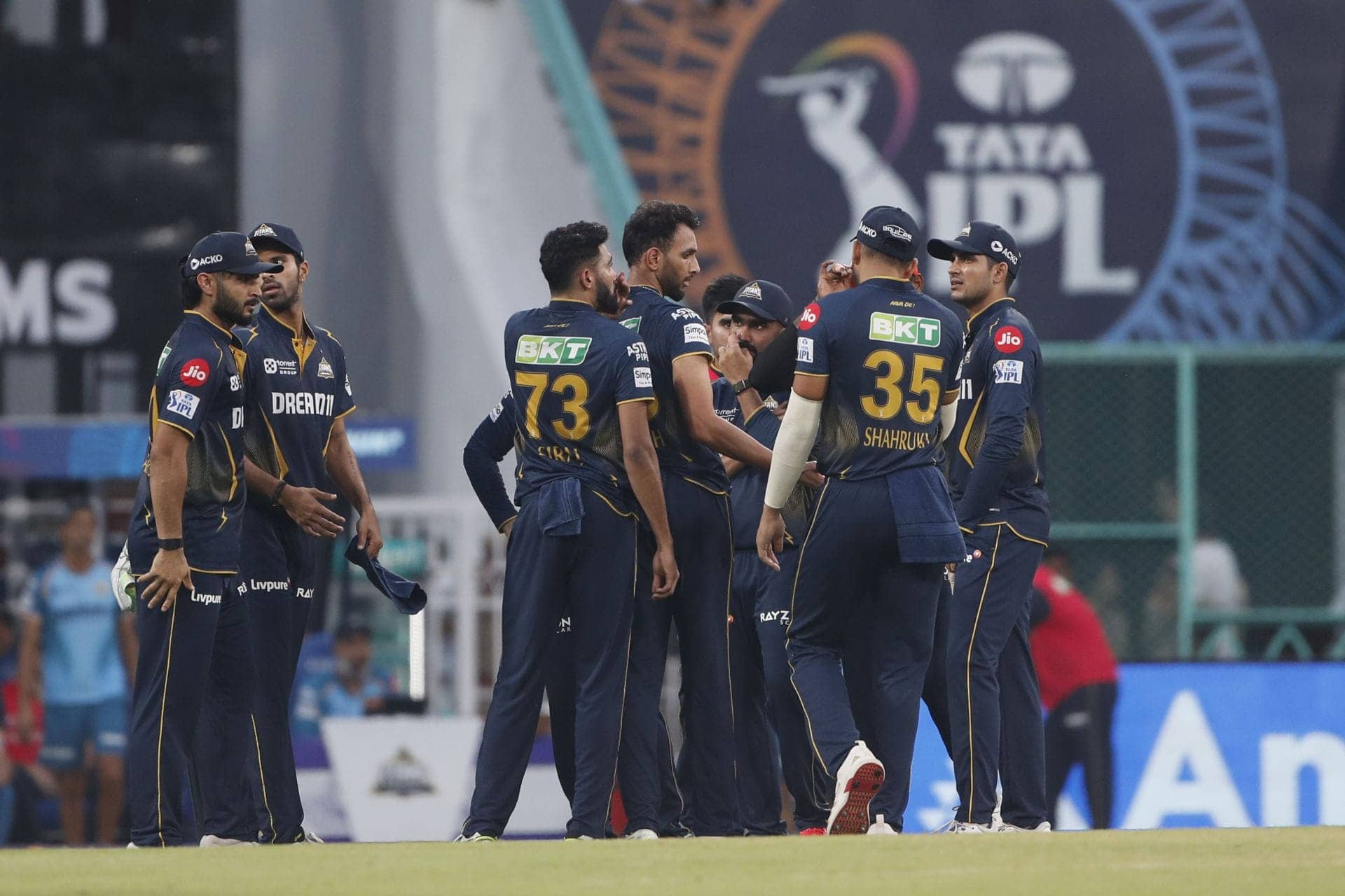 Jos Buttler's Wild Night: Bus Fire After IPL Heartbreak