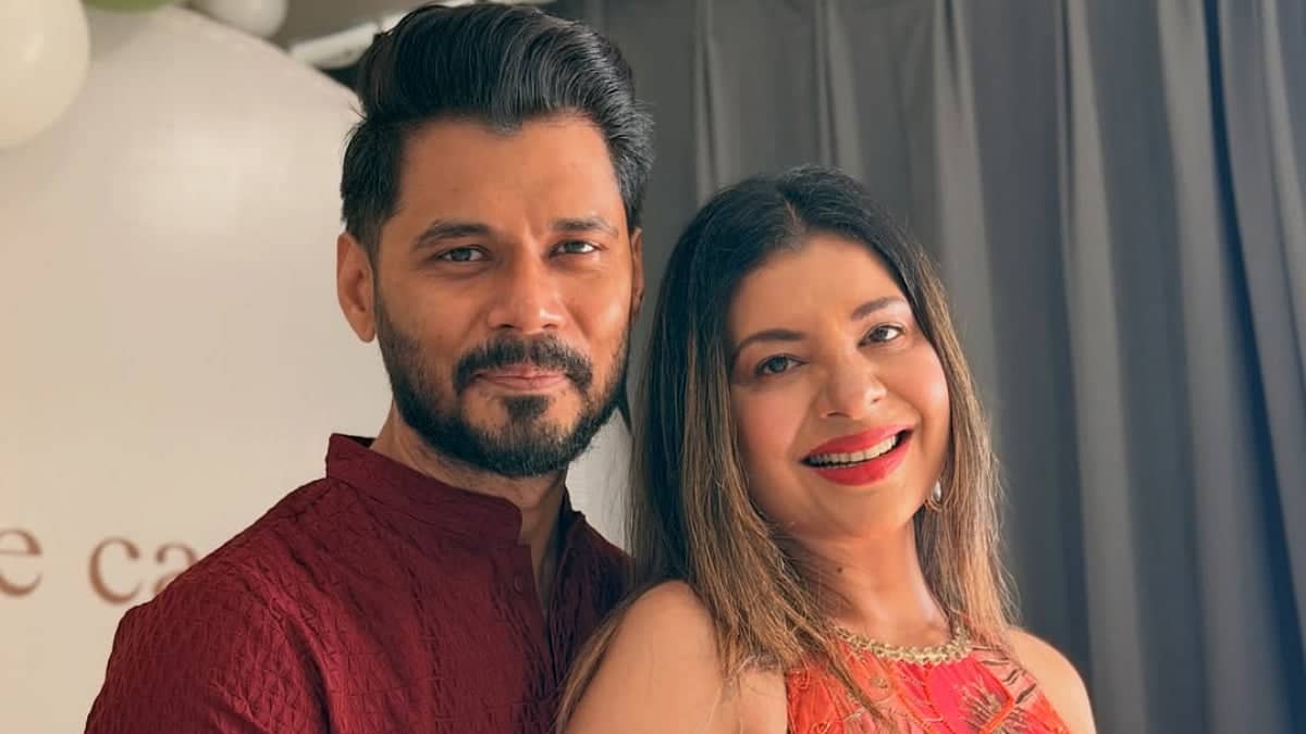 Sambhavna Seth and Avinash Celebrate Twins with Diwali Joy