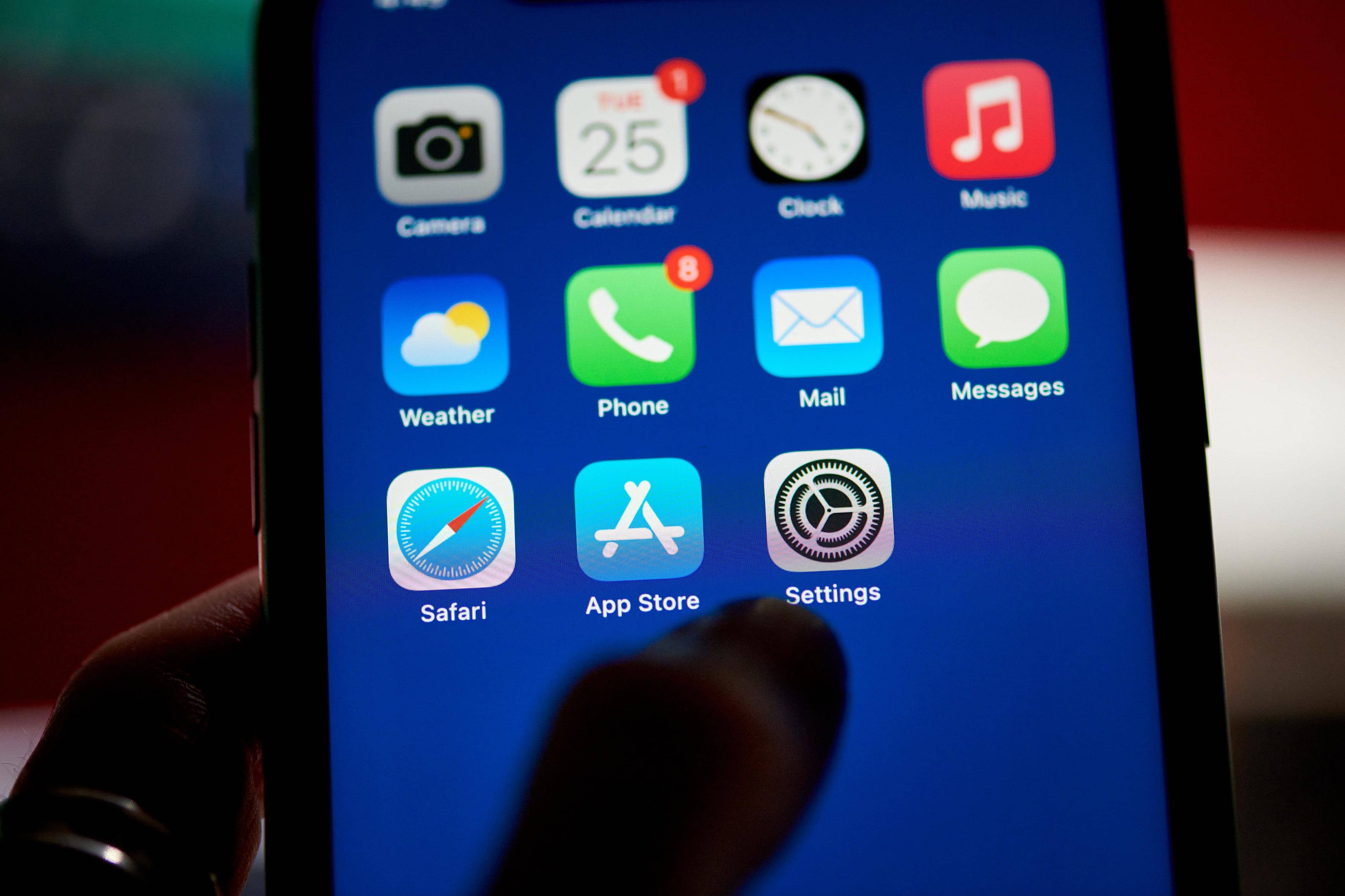 Apple Ka CCI Se Chakkar: Kya Hoga App Store Ka?