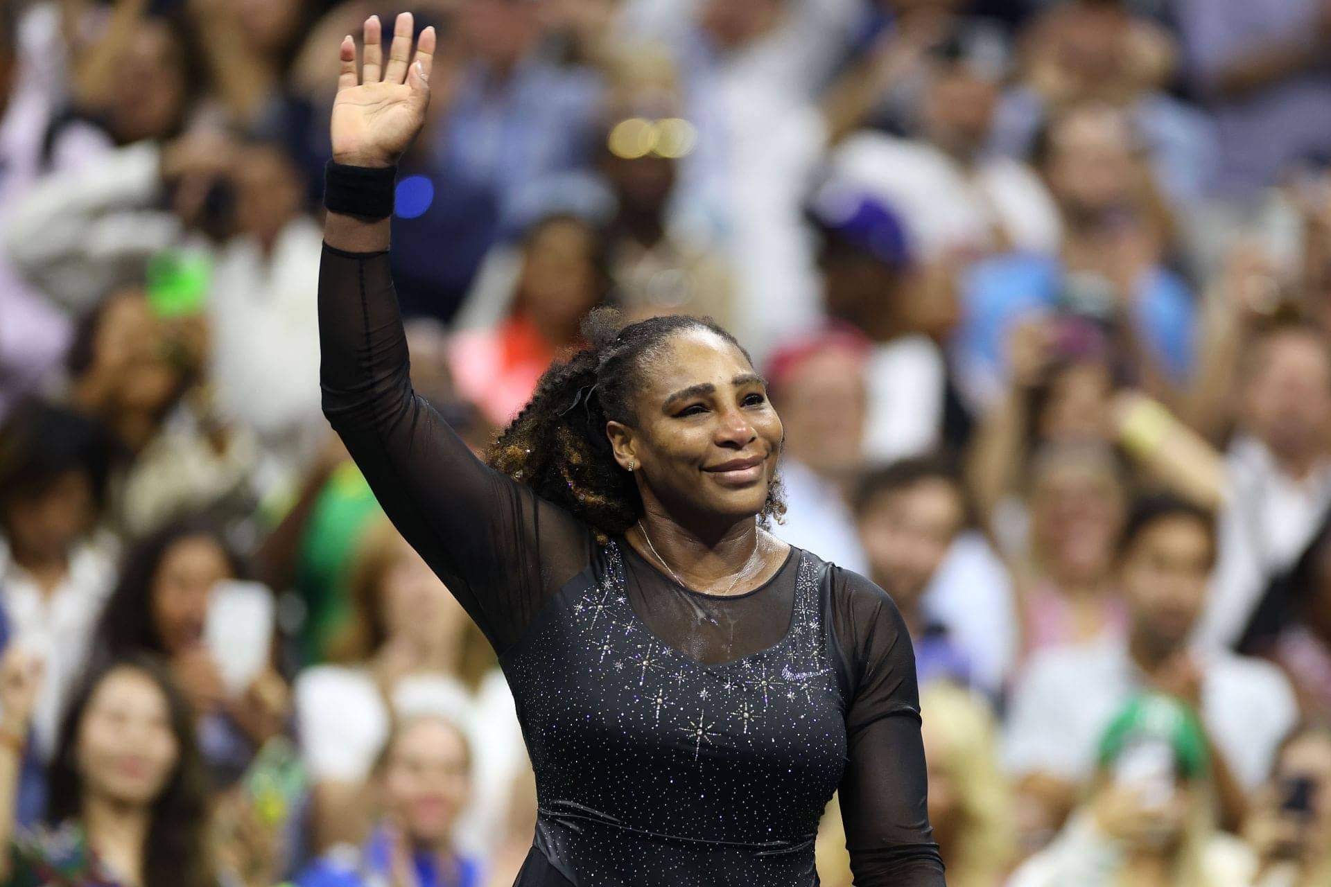 Serena Williams Makes Epic Comeback at Queen's Club