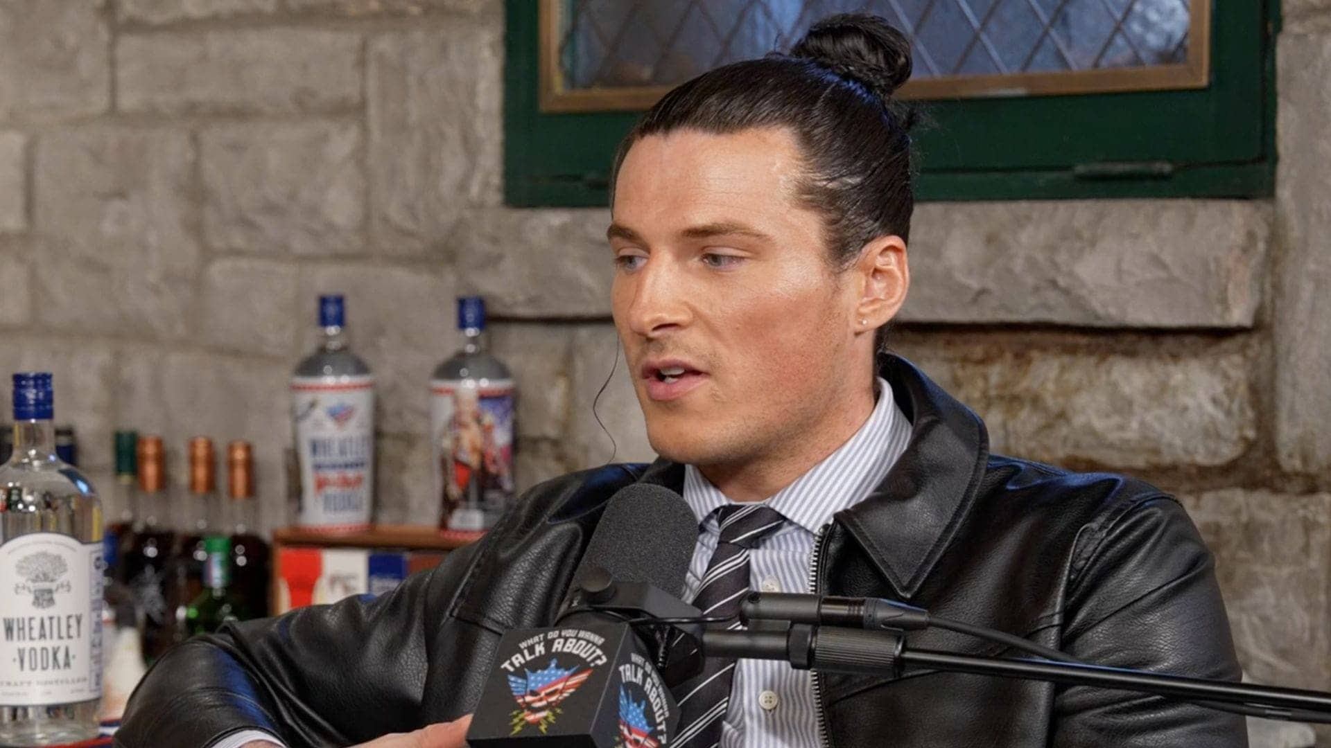 Kit Wilson Misses WWE SmackDown Thanks to TSA Cat Drama