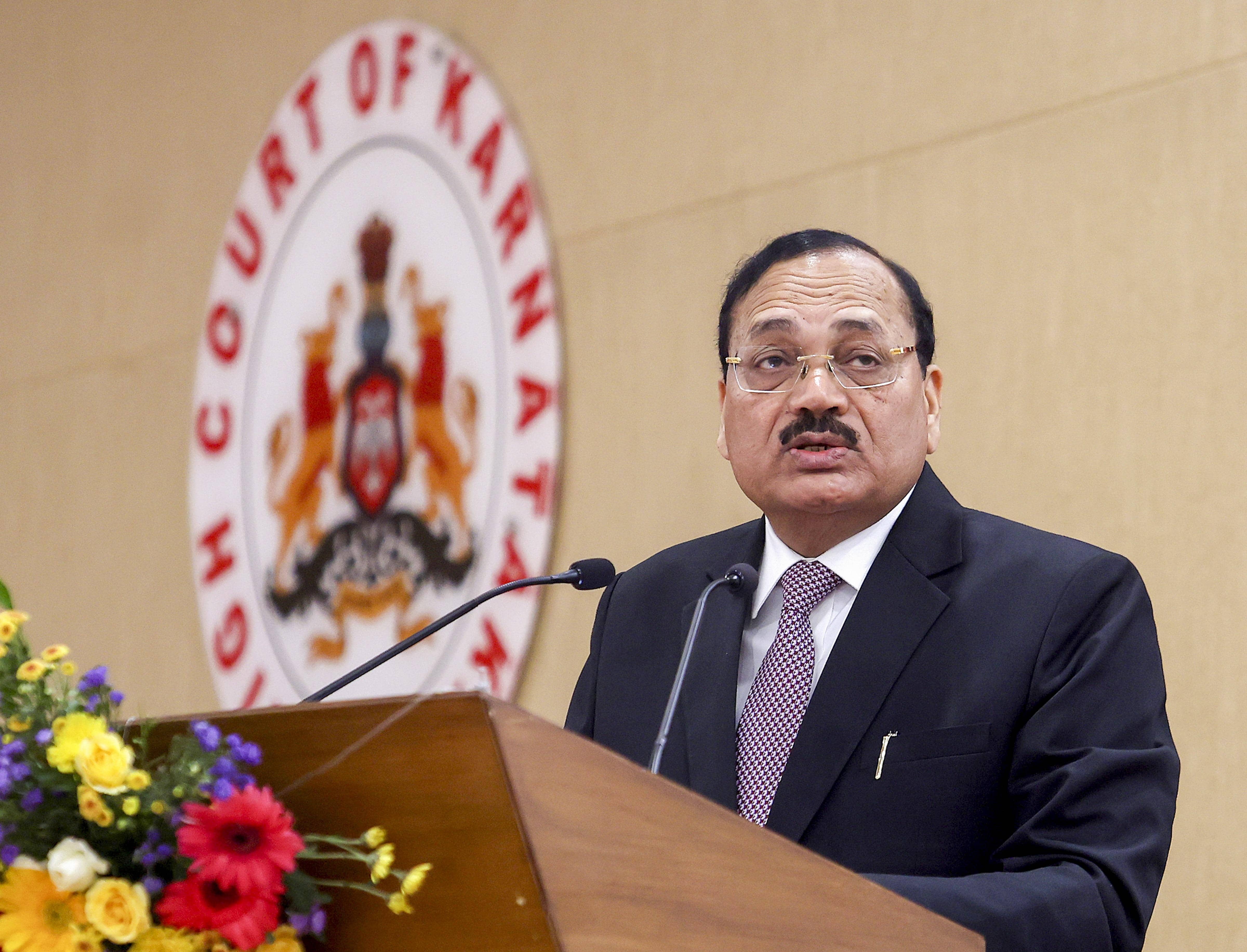 AI: Kya Yeh Naya Dost Hai Ya Dushman? CJI Ki Badi Baaten!
