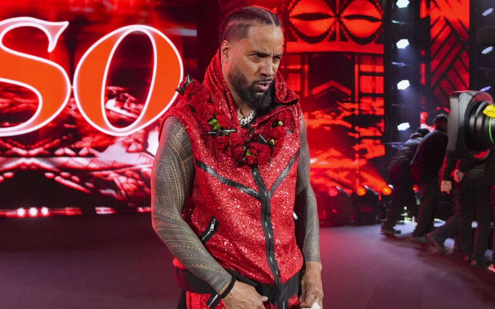 Jimmy Uso Steps In to Prevent Brawl on WWE RAW