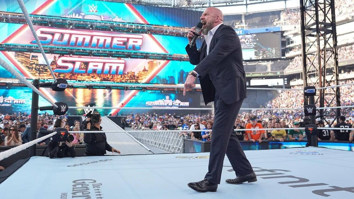 WWE RAW Turns Up the Heat with Austin Theory and Maxxine