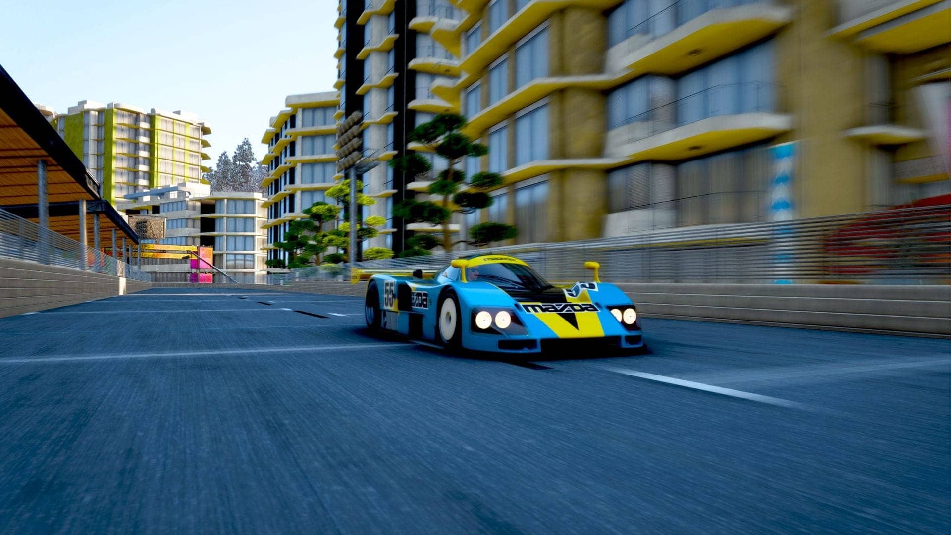 How to Explore a Friend's Estate in Forza Horizon 6