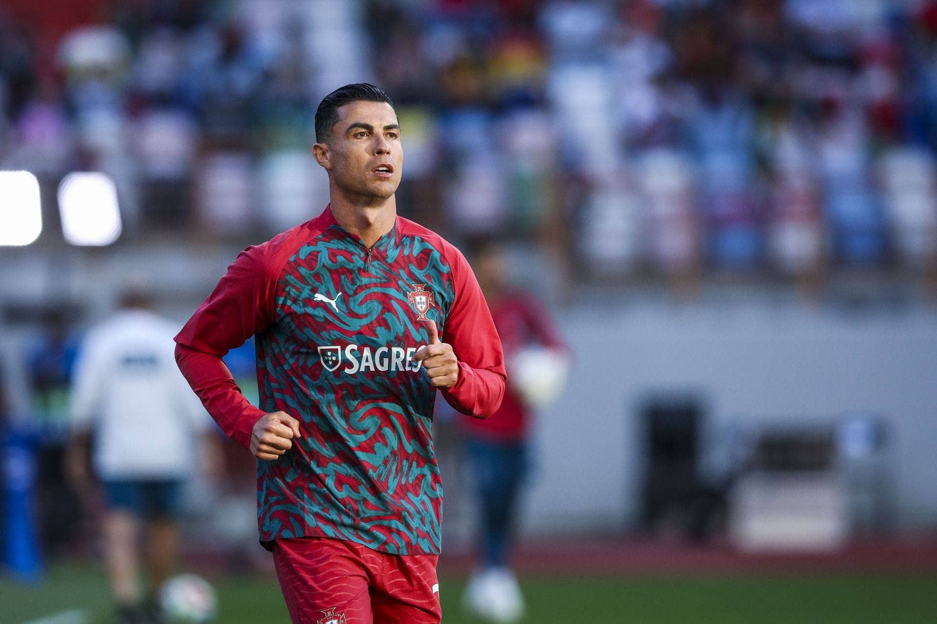 RyanAir Playfully Teases Ronaldo Before World Cup Adventure