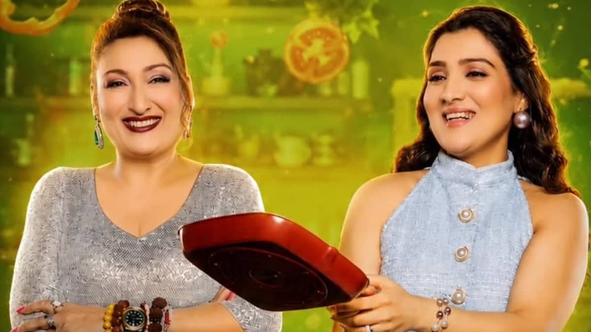 Tina Ahuja and Mom Cook Up Fun in Maa Hai Na Show
