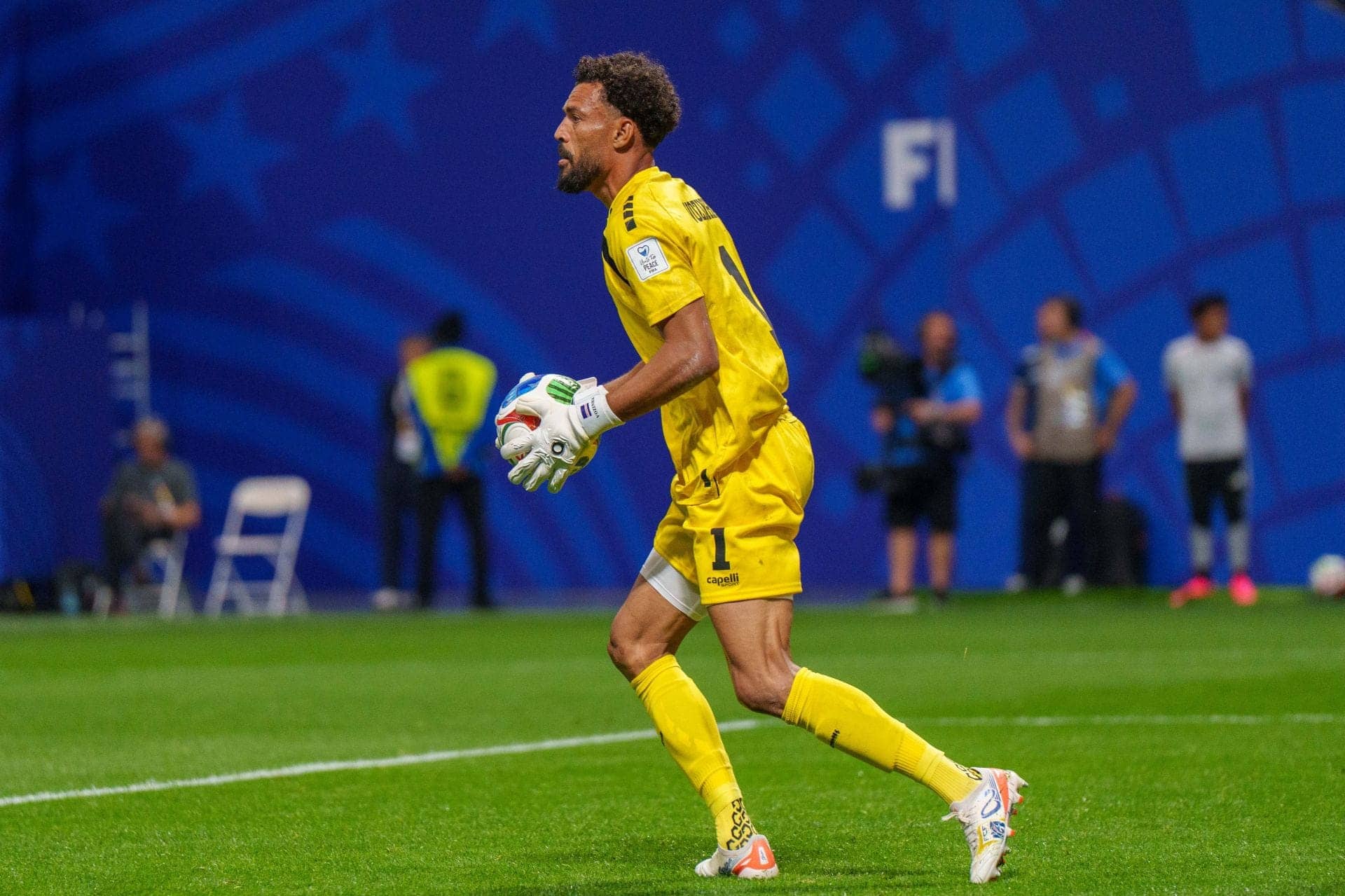 Vozinha's Heartfelt World Cup Debut: A Keeper's Dream Come True