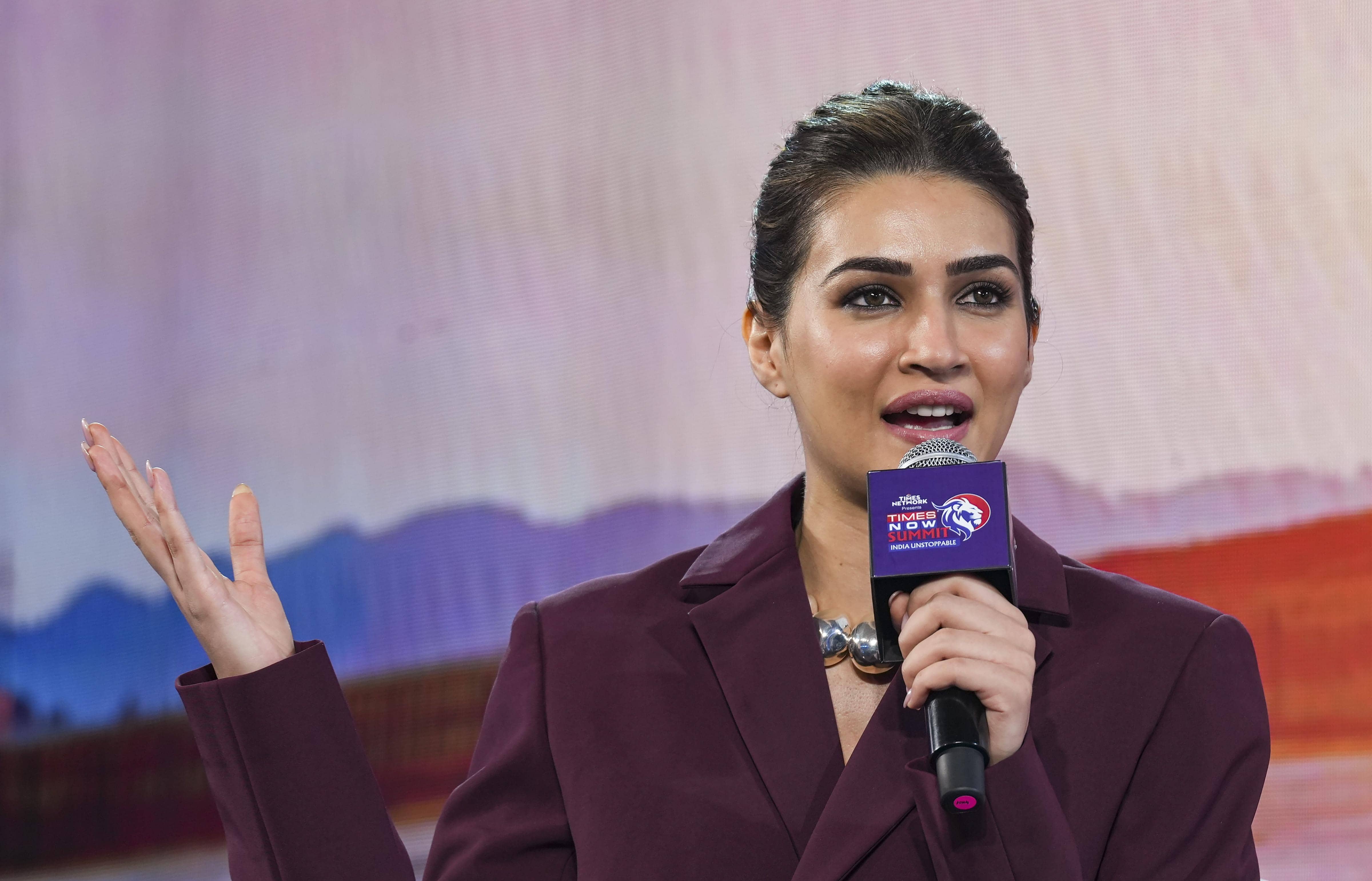 Kriti Sanon Hits the Jackpot with 4 Crore Profit on Flats