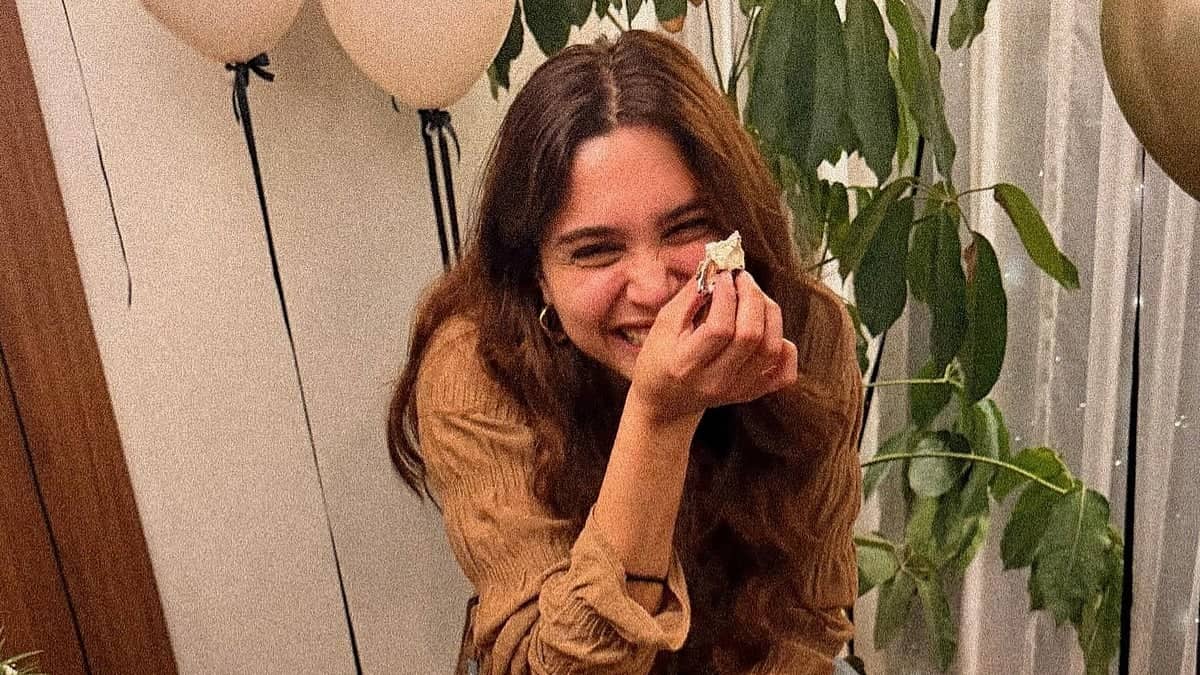 Sharvari Ki Birthday Celebration: Cake Pe Kya Message Hai!