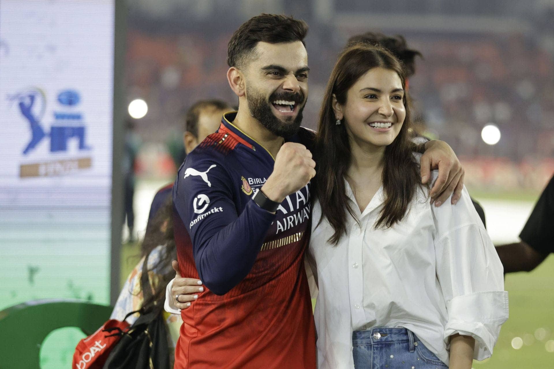 Virat Kohli Takes Family Time in the UK During Injury Break