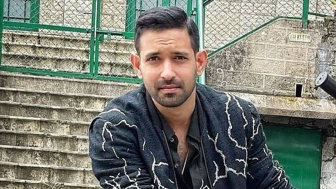 Vikrant Massey Ki Family Ka Cybercrime Se Drama Dhamaka