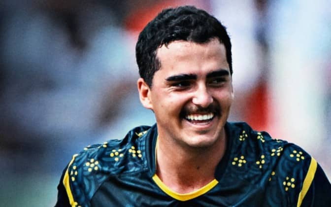 Joel Davies Leads Australia to a Dream Debut Victory