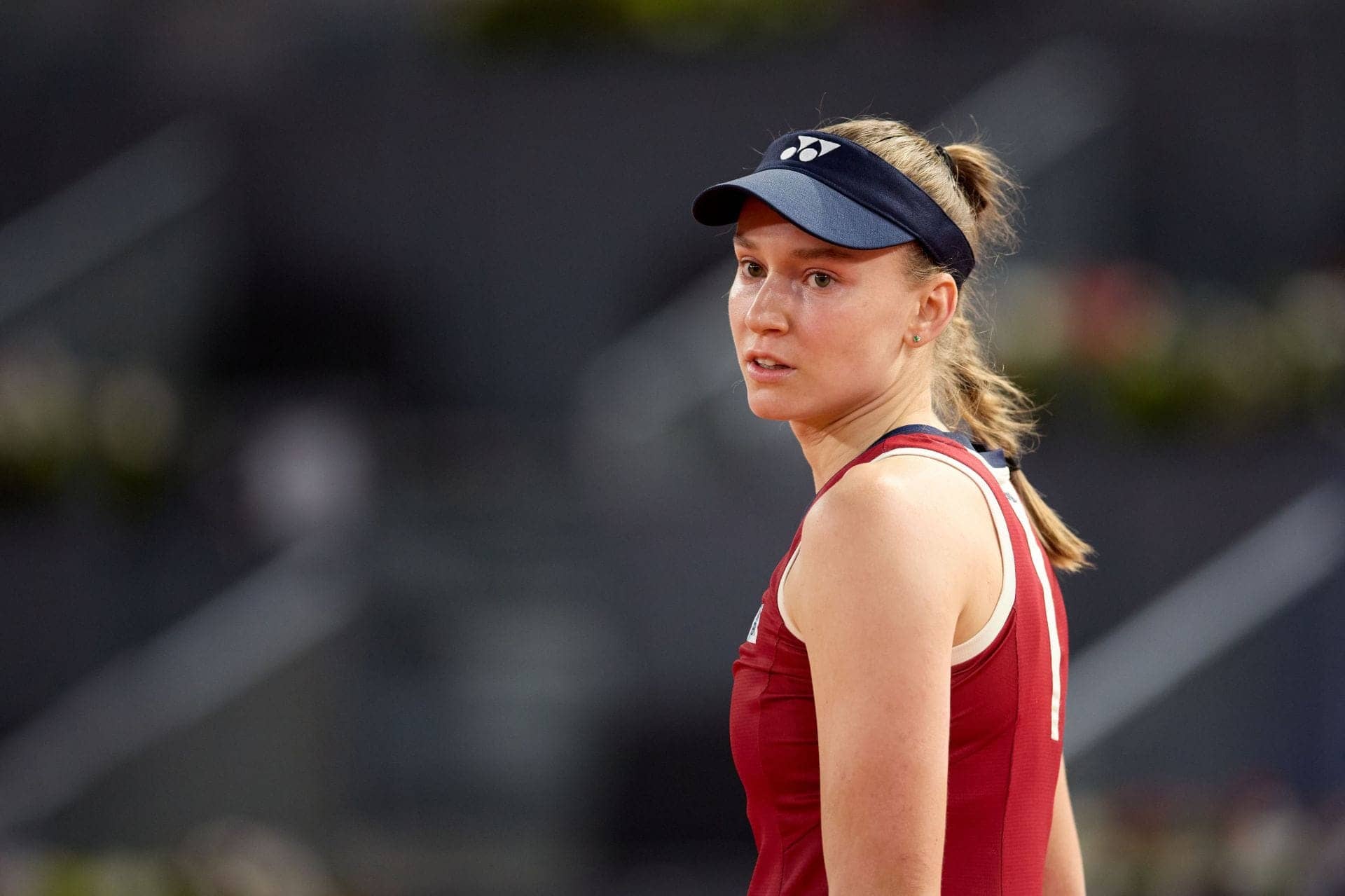 Elena Rybakina's Wimbledon Warm-Up: A Complete Disaster