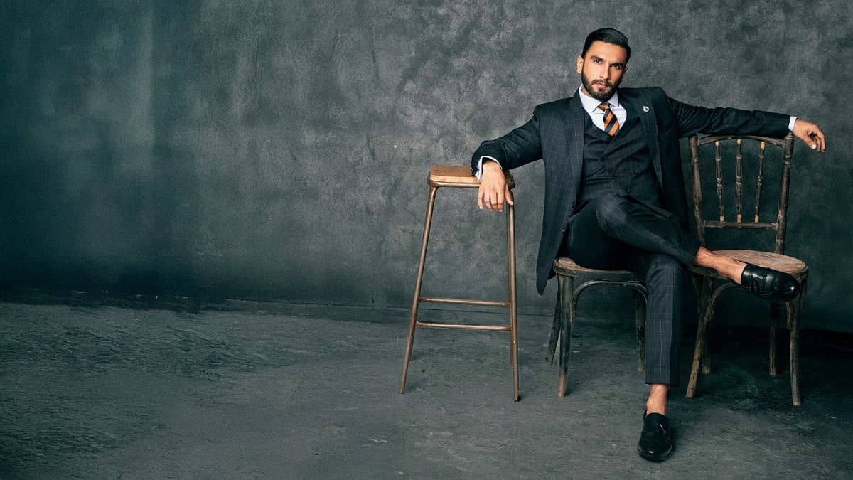 Ranveer Singh Aur Aditya Dhar Ne ₹325 Crore Kama Liye?