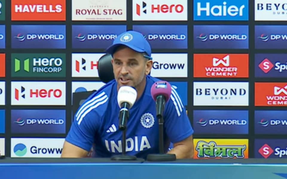 Ten Doeschate Shakes Things Up for 3rd ODI vs Afghanistan