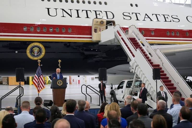 Trump Unveils His Dazzling New Air Force One Aircraft