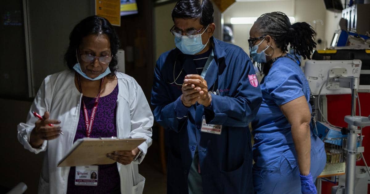 Illinois Hospitals In Huge Debt: 700 Million Ka Chakkar