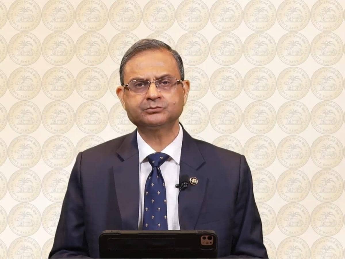 RBI Governor Calls on Banks to Ease MSME Loan Access