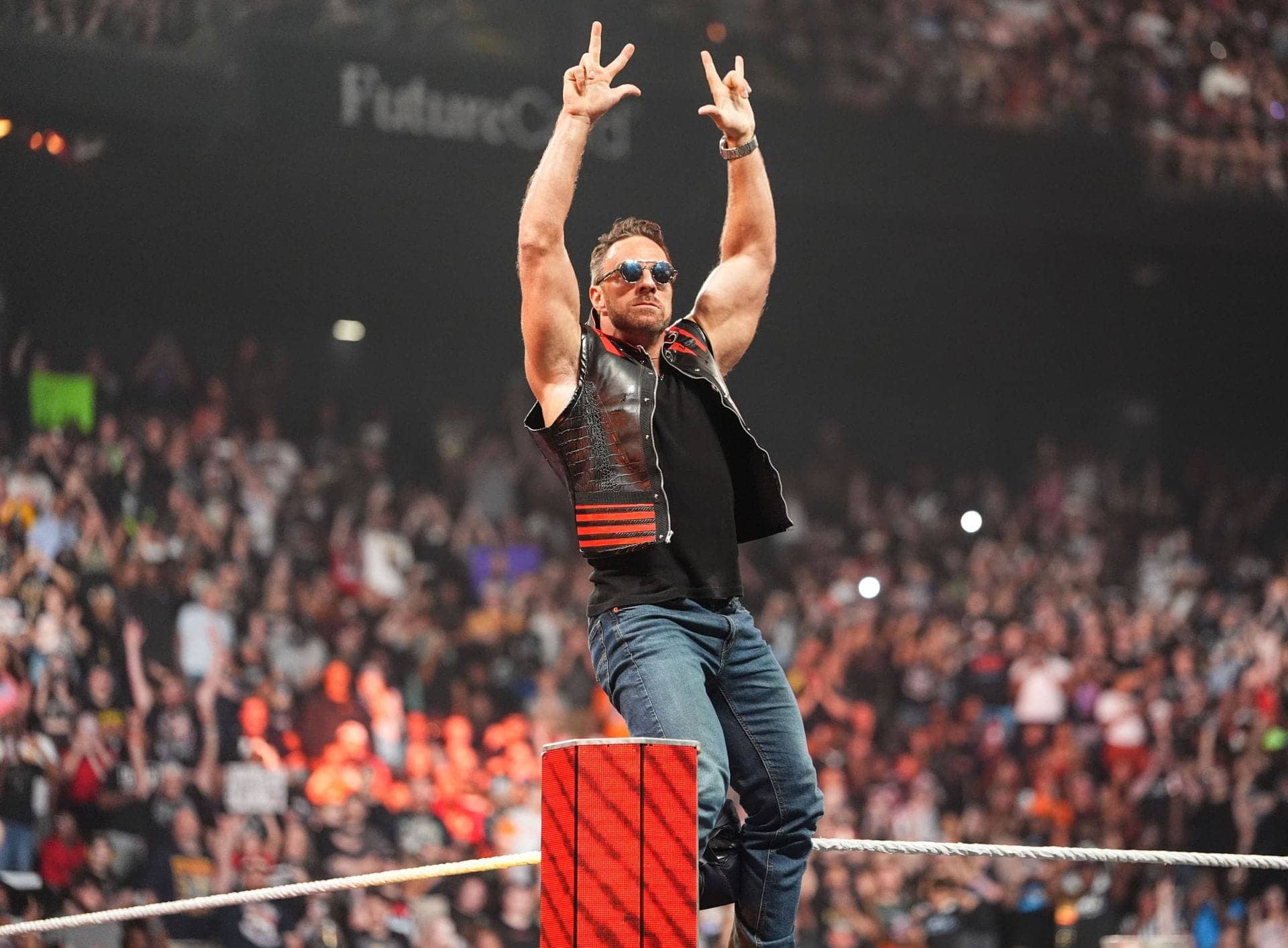 LA Knight Ka Drama: Roman Reigns Ke Pass Photos Ka Khel