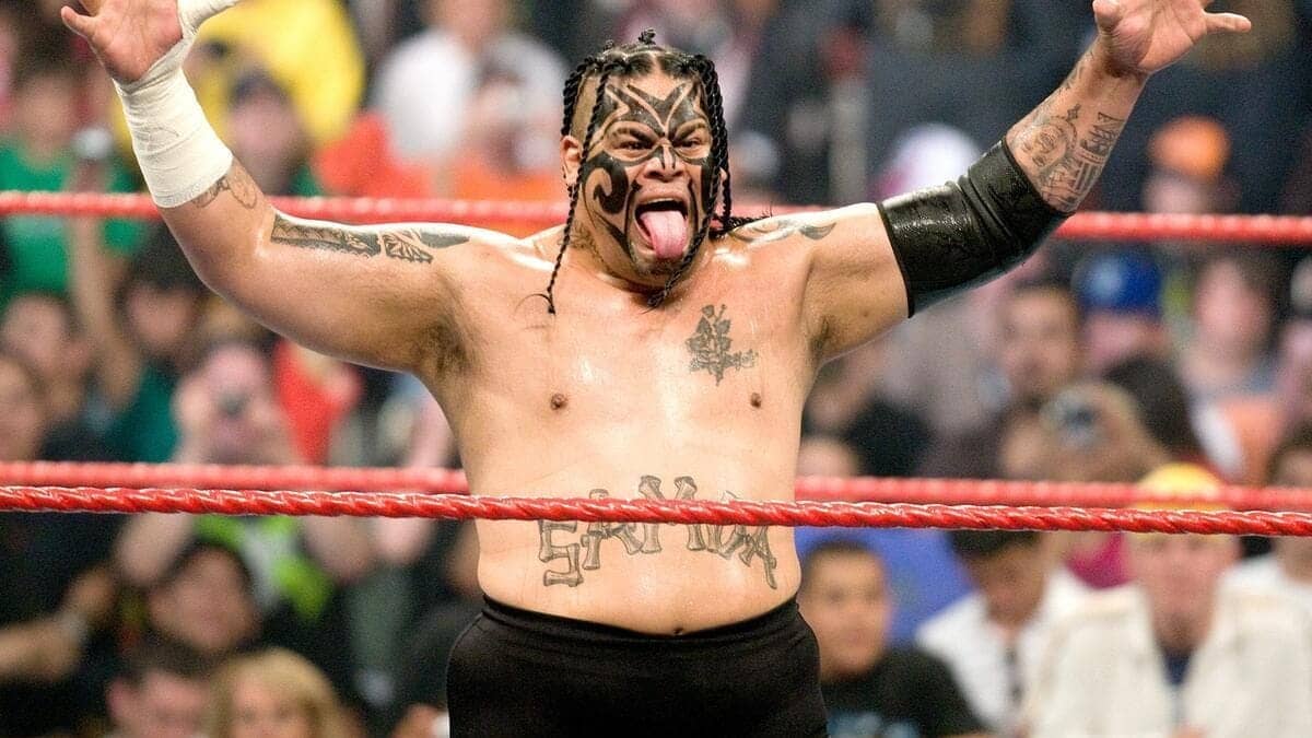 Jey Uso Pays Tribute to Umaga as Solo Sikoa Causes Chaos