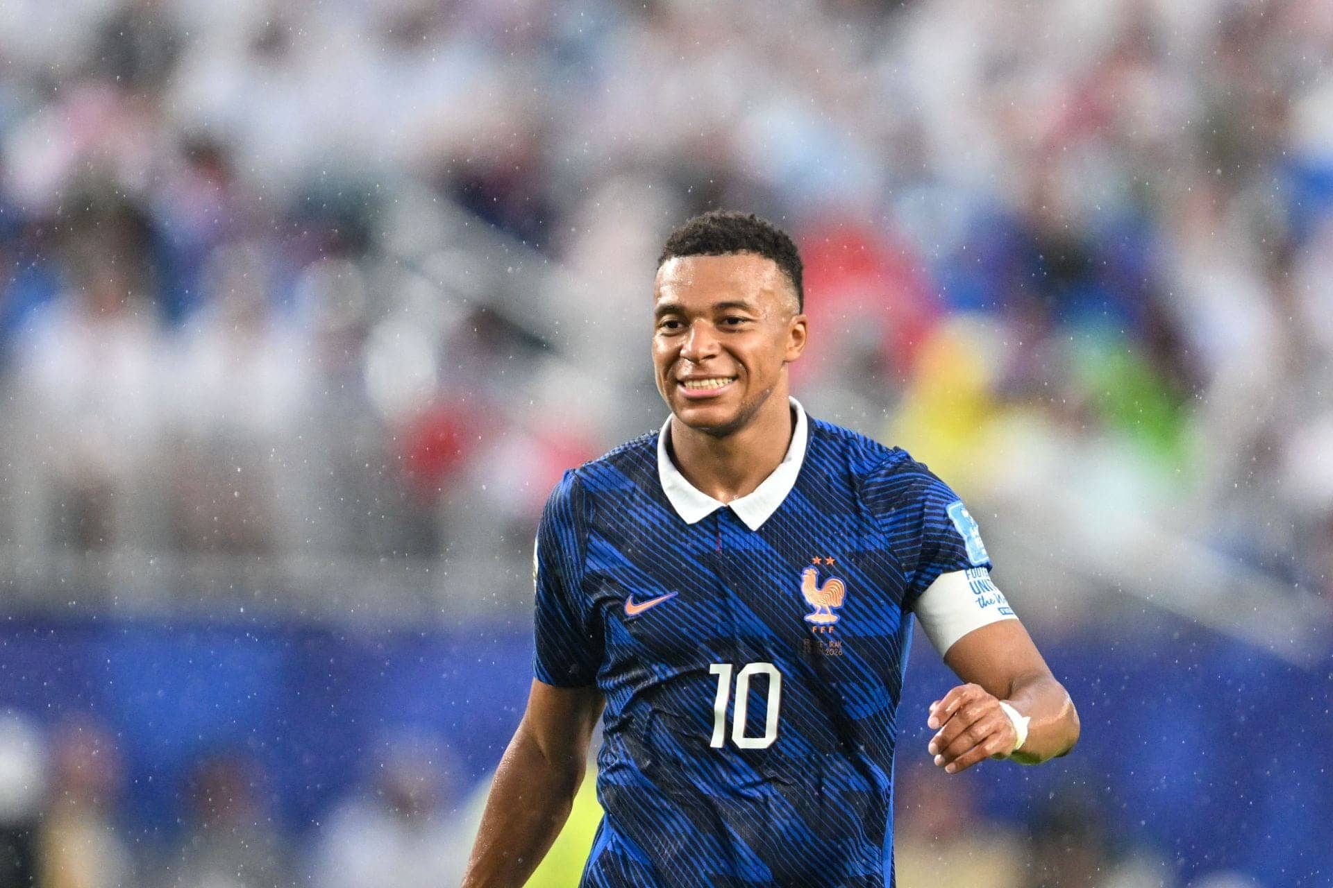 FIFA Ne Hydration Break Kyu Kiya Cancel? Mbappe Ka Kya Kehna Hai