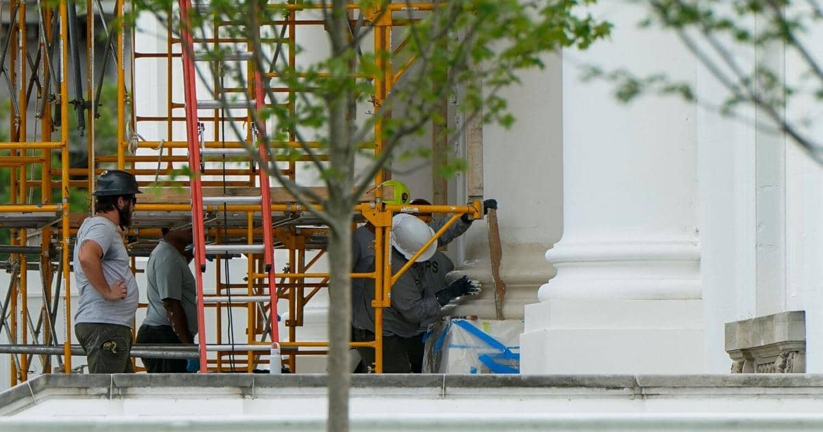 White House Gets a Fabulous Facelift: Columns Under Renovation
