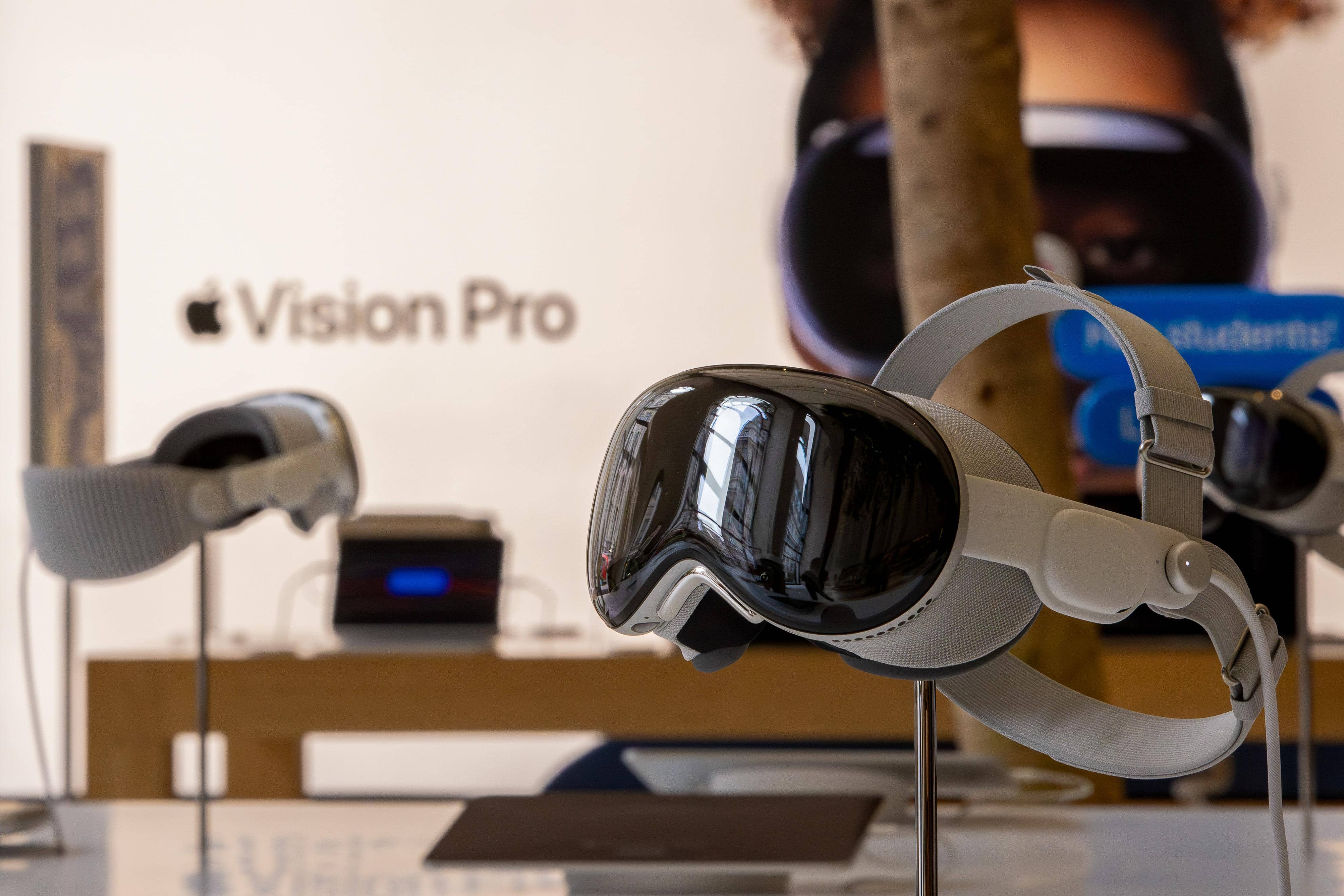 Paul Meade Leaves Apple to Join OpenAI's Tech Team