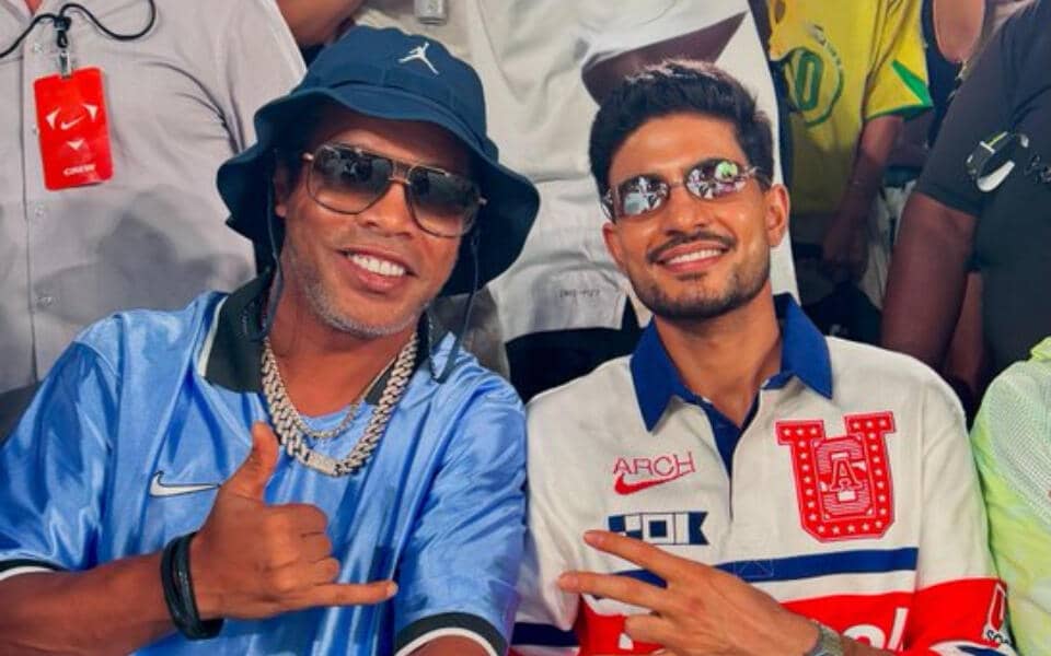 Shubman Gill meets football legend Ronaldinho in iconic crossover