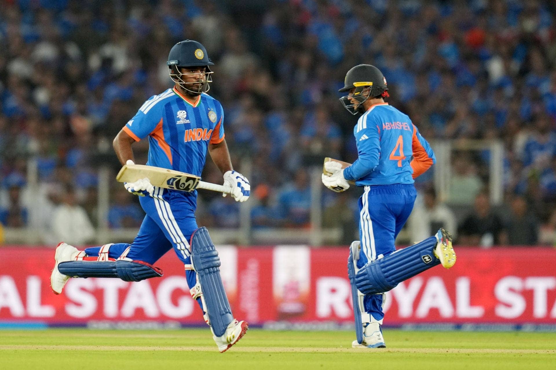 Ashwin Ka Drama: Kya Sanju Aur Abhishek Bure Player Hai?
