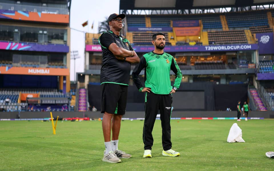 Courtney Walsh Joins Zimbabwe as Permanent Bowling Coach