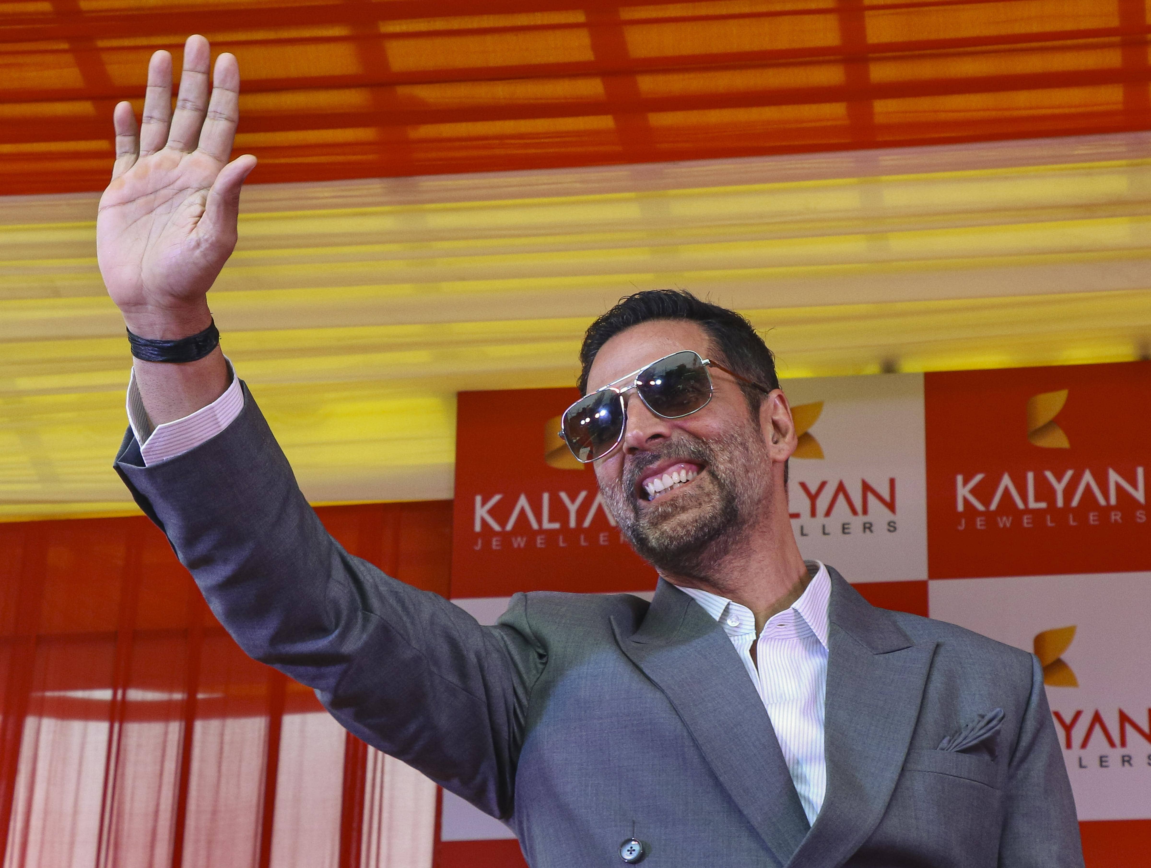 Akshay Kumar Rakes In Rs 12.38 Cr Selling Luxury Pads
