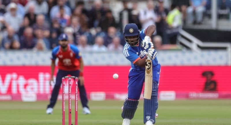 Pujara Stands Firm: Keep Samson in the Game, Fo' Shizzle