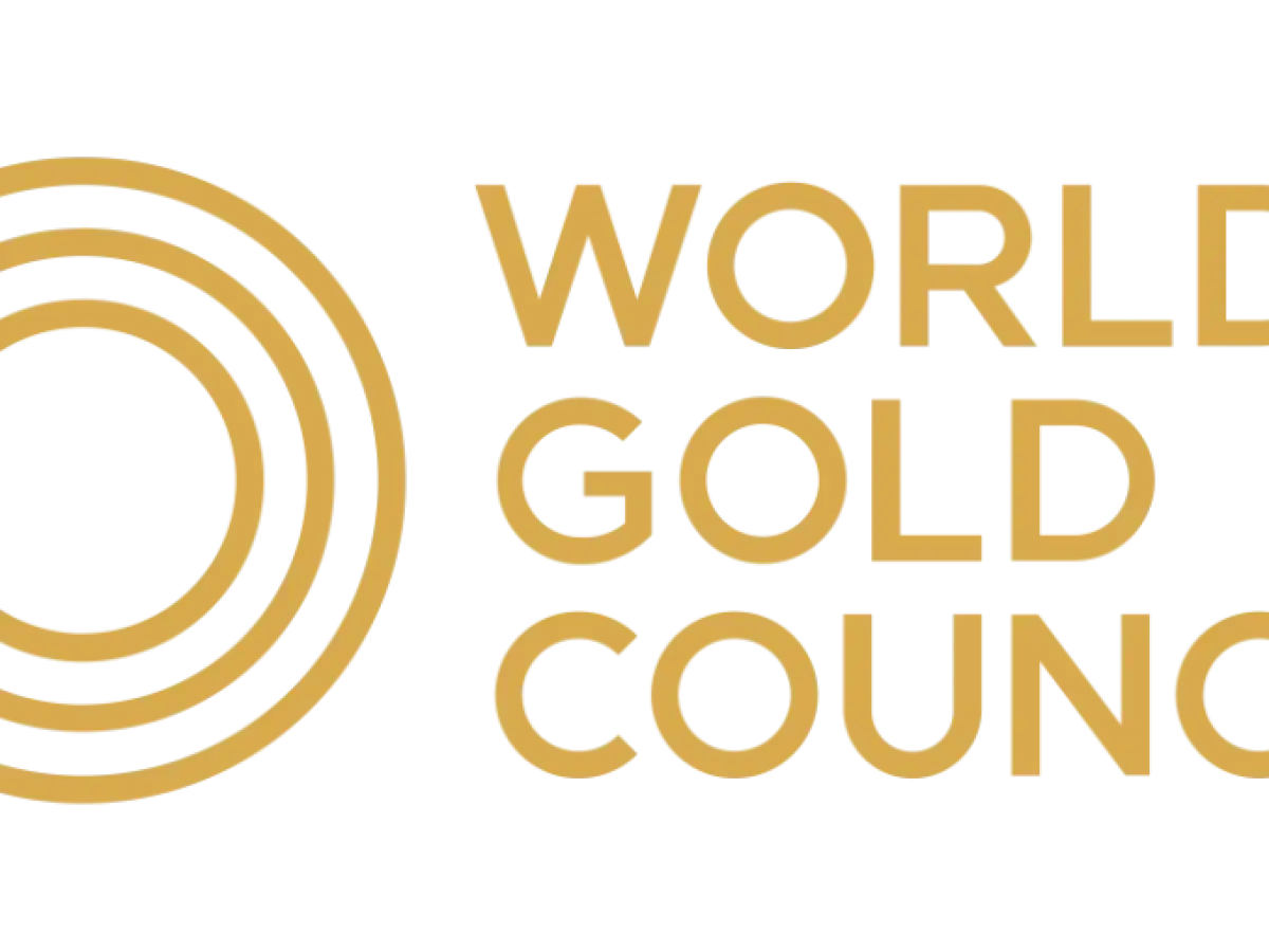 Gold Prices Soar and Dip in 2026 Mid-Year Outlook G