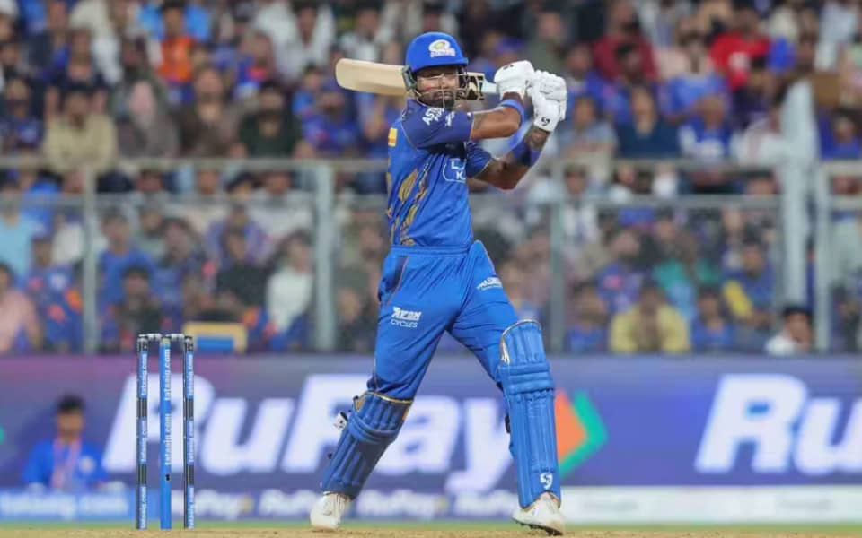 Aakash Chopra Reveals Hardik Pandya's IPL 2027 Auction Buzz
