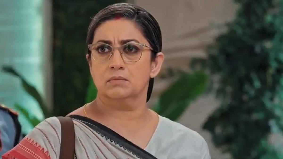 Tulsi Stages a Spectacular Comeback to the Virani Mansion