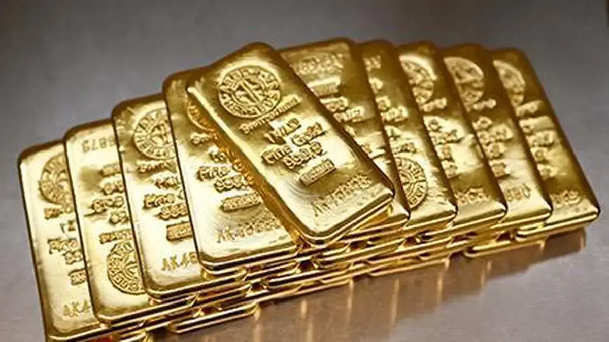 Gold Prices: Chillin' at $4,100 Until 2026, Maybe Higher!