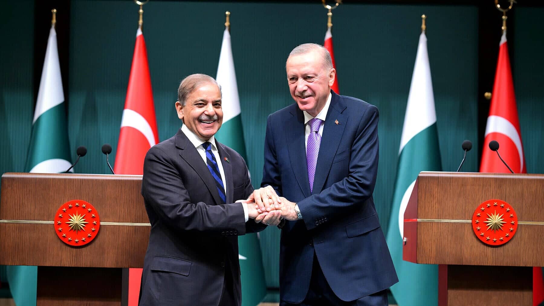Sharif Cheers on Erdogan's Turkey Transformation Adventure