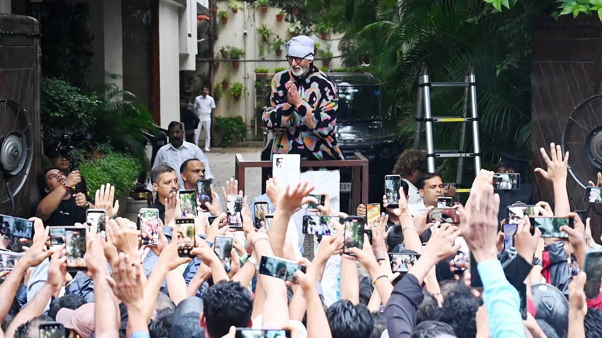 Bachchan's Rainy Fan Meetup: Stay Safe, Friends, and Smile!