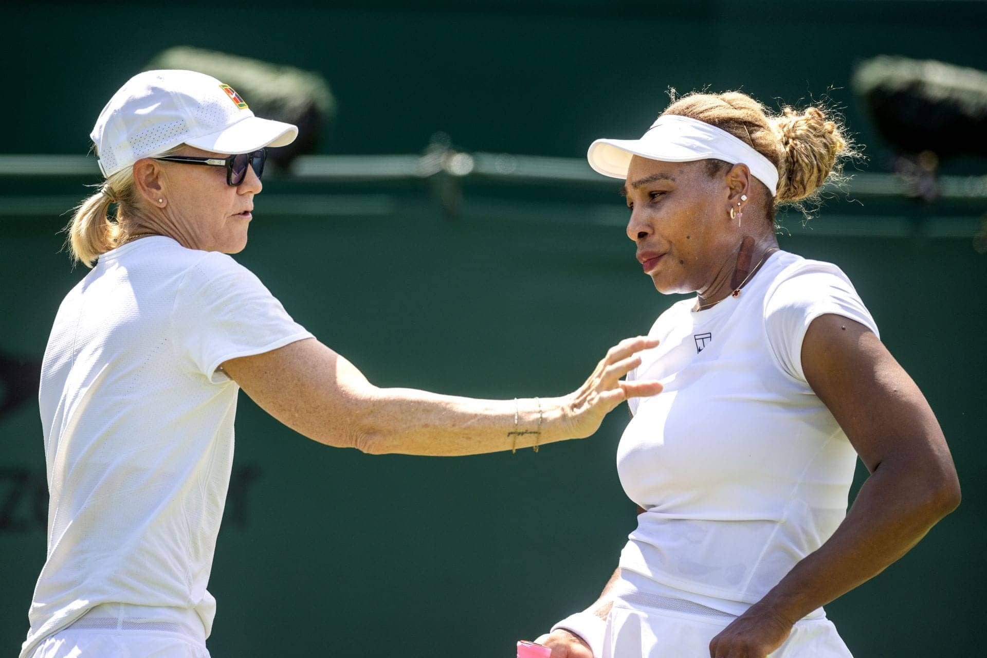 Serena Williams Faces Backlash as Coach Defends Her at Wimbledon
