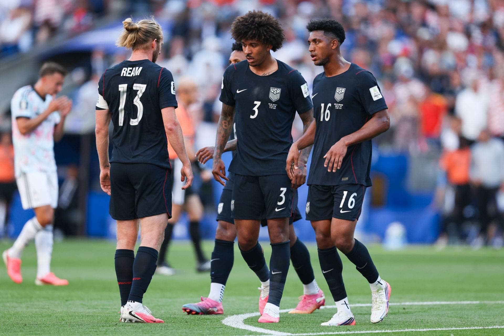 USMNT and USWNT Share World Cup Prize Money Like Champs