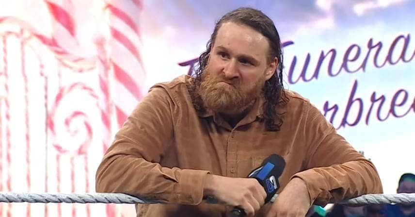 Sami Zayn Flips Off Hecklers After WWE Title Heartbreak