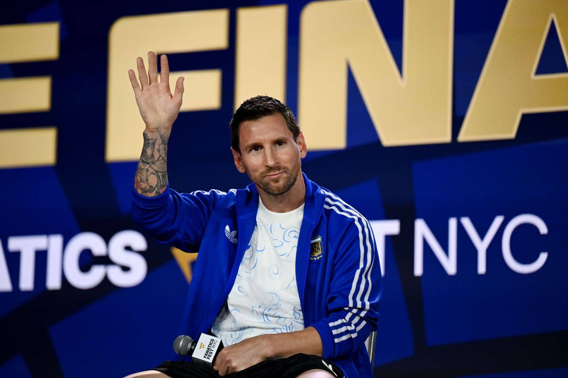 Rene Higuita Thinks Messi Could Shine in 2030 World Cup