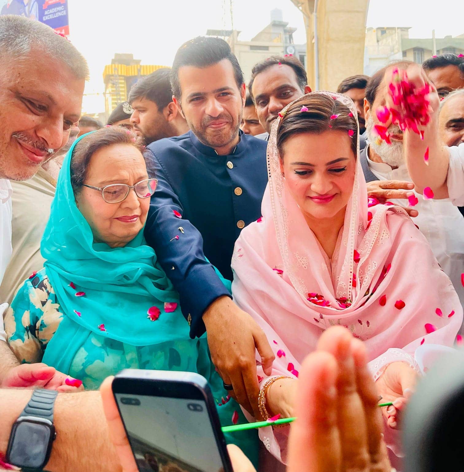 PML-N Sets Sights on Winning Migrant Seats for Nawaz Sharif